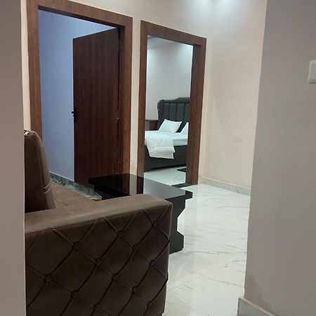 Nirmal Niwas Hotel Varanasi Ngoại thất bức ảnh